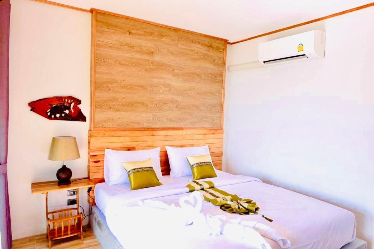 Rinna Resort Ko Muk Extérieur photo
