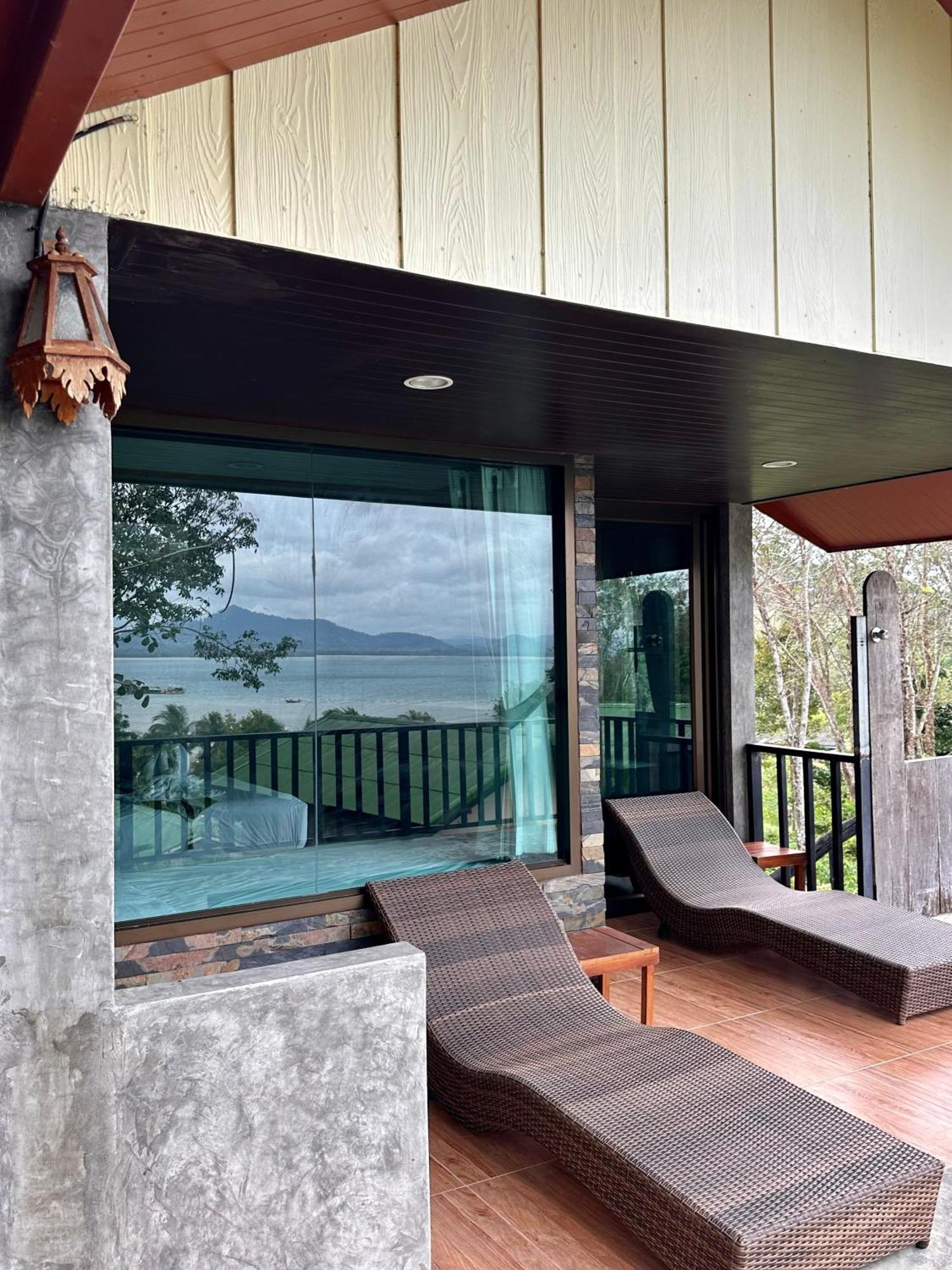 Rinna Resort Ko Muk Extérieur photo